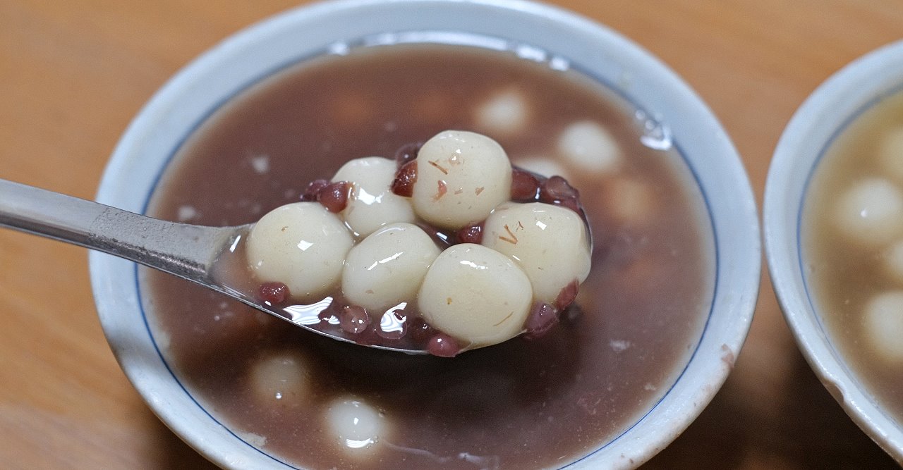宜蘭羅東︱羅東紅豆湯圓．市場裡的美味小吃，只賣一味紅豆湯圓就飄香數十年 @QQ的懶骨頭