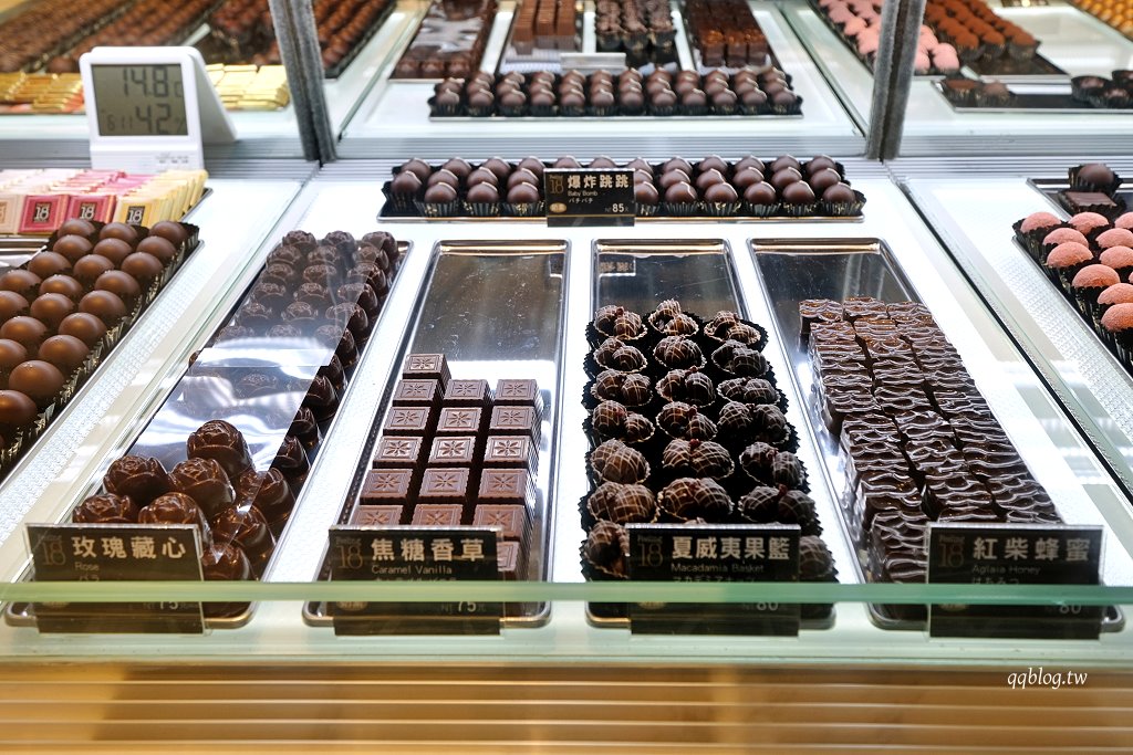 南投埔里︱18度C巧克力工房．18度C相關門市一條街，必買巧克力、生吐司、蝴蝶酥 @QQ的懶骨頭