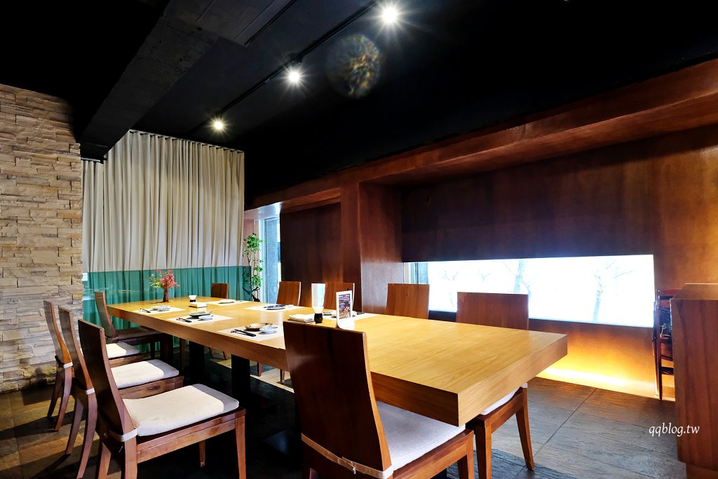 台中西屯︱響壽司 HIBIKI．隱身七期豪宅區，營業超過15年的日料餐廳 @QQ的懶骨頭