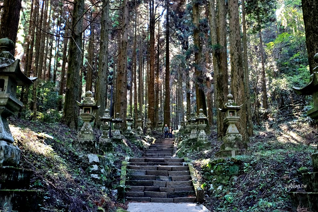 日本熊本︱上色見熊野座神社．氛圍感十足的神社，動漫螢火之森場景 @QQ的懶骨頭