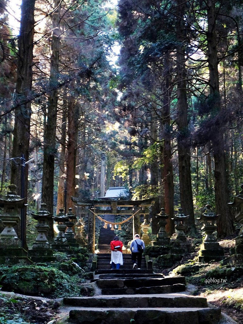 日本熊本︱上色見熊野座神社．氛圍感十足的神社，動漫螢火之森場景 @QQ的懶骨頭