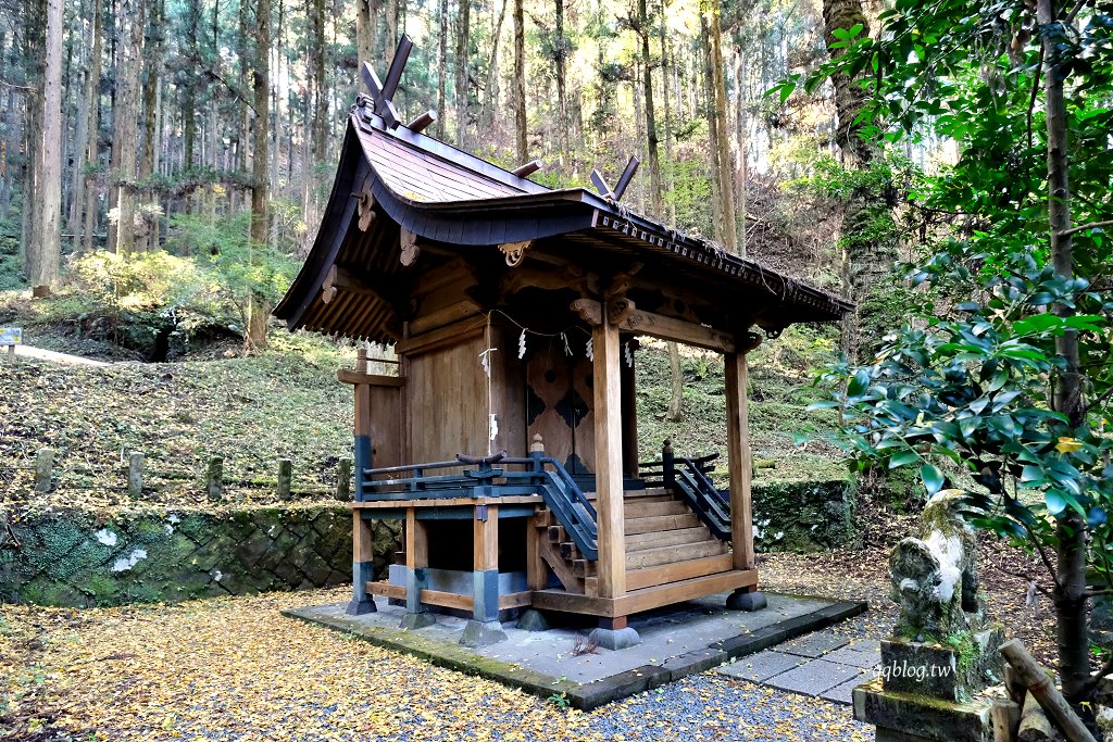 日本熊本︱上色見熊野座神社．氛圍感十足的神社，動漫螢火之森場景 @QQ的懶骨頭