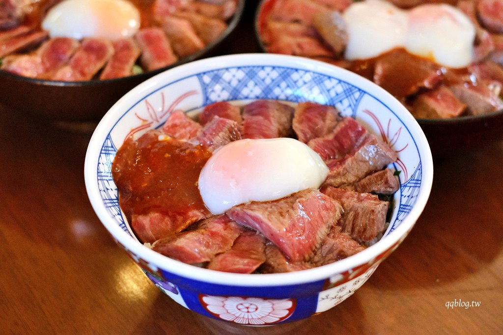 日本熊本︱やま康．山康阿蘇牛料理専門店，使用熊本縣產肥後赤牛的牛排丼 @QQ的懶骨頭