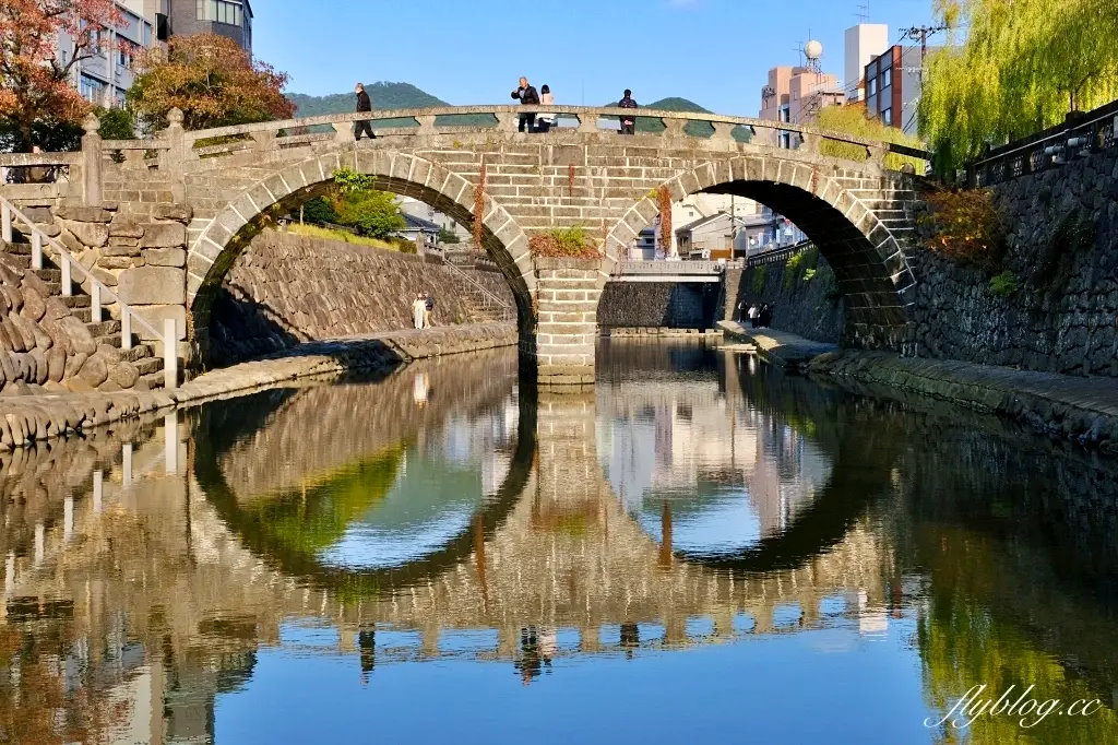 日本長崎︱眼鏡橋．日本最古老雙拱石橋，尋找幸福傳說的愛心石 @QQ的懶骨頭