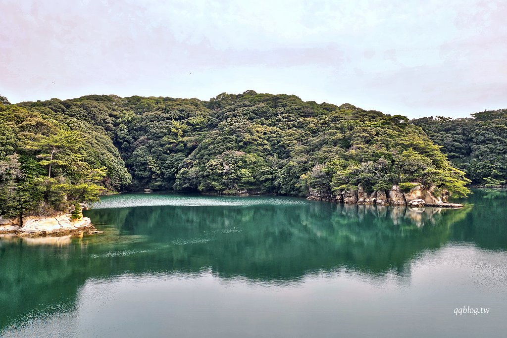 日本長崎︱佐世保九十九島．搭乘珍珠皇后號穿梭九十九島之間，日本百景之一 @QQ的懶骨頭