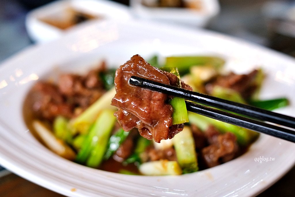 台中新社︱菇神觀景複合式餐飲，以菇類為主的火鍋餐廳，連續多年獲得米其林必比登推薦 @QQ的懶骨頭