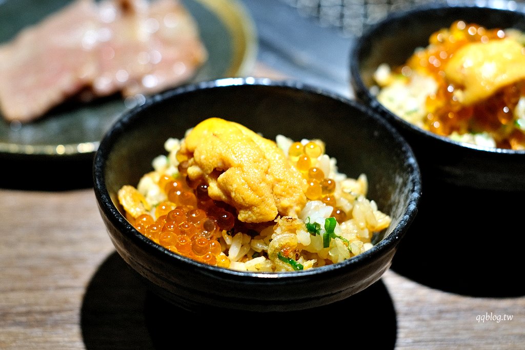 台中西屯︱山鯨本家 HONKE．京都風格燒肉餐廳，煙霧繚繞的和牛寶箱超吸睛，飯後還有和服體驗 @QQ的懶骨頭