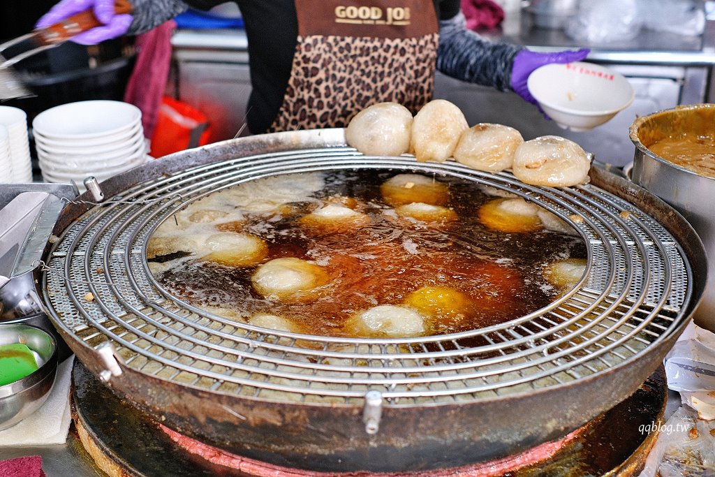 彰化︱老担阿璋肉圓．在地營業超過70年在地老店，國宴指定美食，電影「那些年，我們一起追過的女孩」拍攝場景 @QQ的懶骨頭