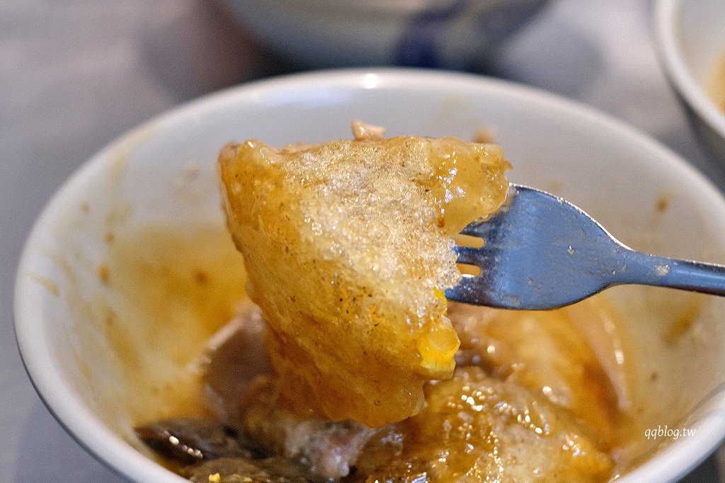 彰化︱阿三肉圓．醬汁獨特的酥炸肉圓，干貝肉圓又香又好吃，彰化超人氣排隊美食 @QQ的懶骨頭