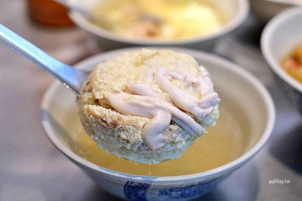 彰化︱阿三肉圓．醬汁獨特的酥炸肉圓，干貝肉圓又香又好吃，彰化超人氣排隊美食 @QQ的懶骨頭