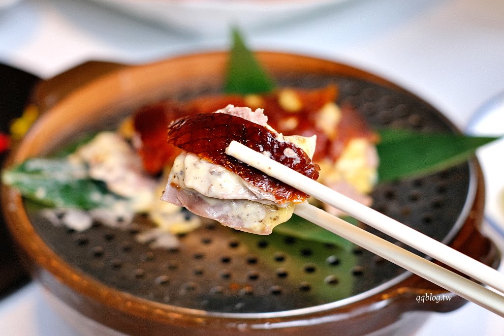 台中西區︱印月餐廳．創意東方料理中式經典菜，經典烤鴨一鴨三吃 @QQ的懶骨頭