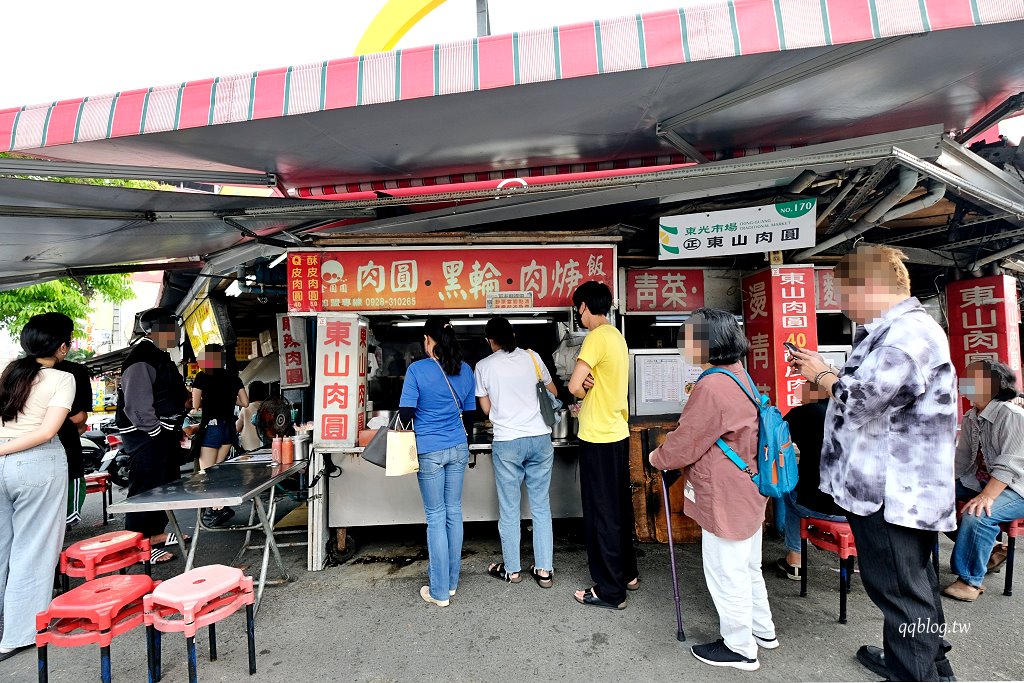 台中北屯︱正東山肉圓．東光市場裡的人氣小吃，肉圓有Q的和酥皮的，都很值得一嚐 @QQ的懶骨頭