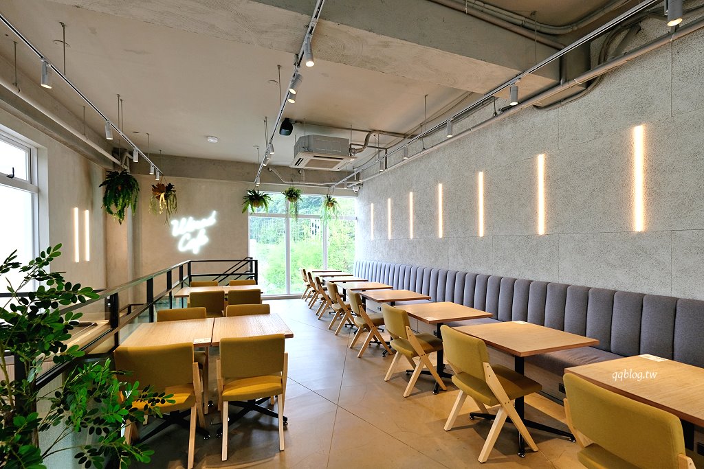 南投埔里︱日月町複合式商場 Hizuki Town．結合商場、美食、伴手禮、書店的聚落式商場，國道六號最美休息驛站 @QQ的懶骨頭