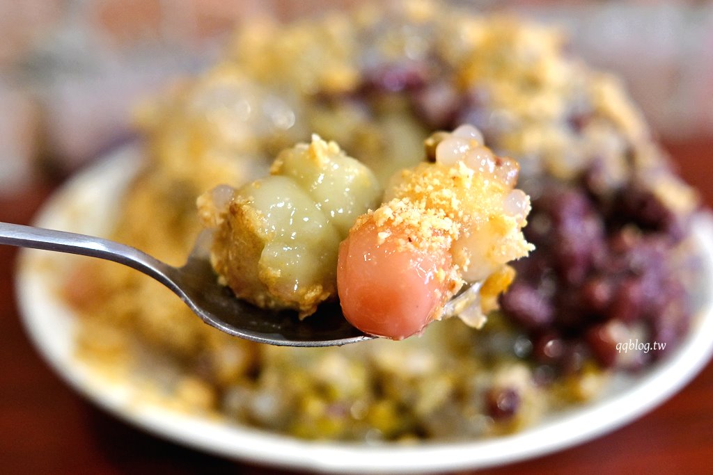 雲林斗六︱斗六四代目麥芽酥．傳承四代有百年歷史的麥芽酥，冰品也是不能會過的消暑聖品 @QQ的懶骨頭