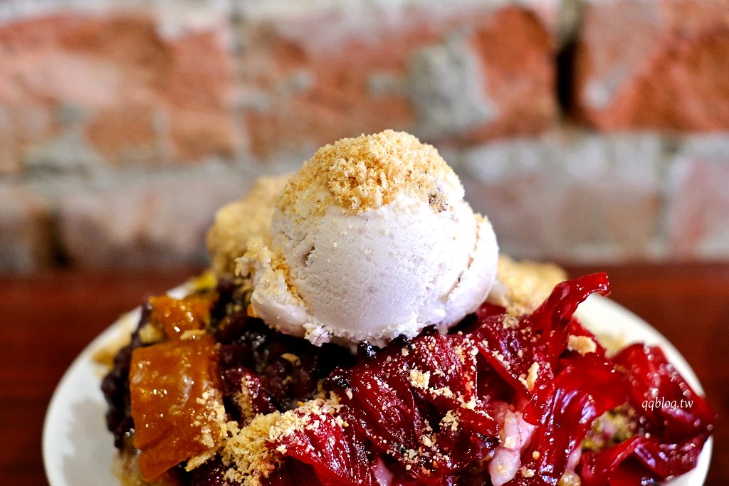 雲林斗六︱斗六四代目麥芽酥．傳承四代有百年歷史的麥芽酥，冰品也是不能會過的消暑聖品 @QQ的懶骨頭