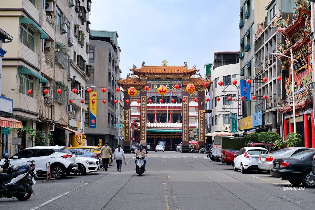 高雄鹽埕︱鴨肉本 二老闆の店 ．在地人推薦老店，油油亮亮鴨肉飯必需來一碗 @QQ的懶骨頭