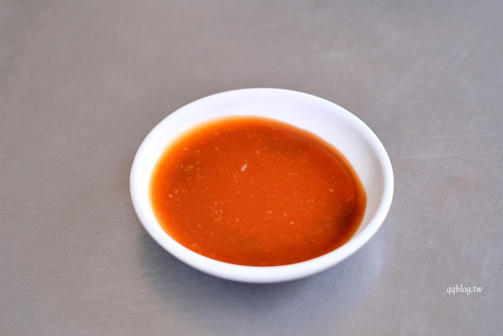 高雄鹽埕︱鴨肉本 二老闆の店 ．在地人推薦老店，油油亮亮鴨肉飯必需來一碗 @QQ的懶骨頭