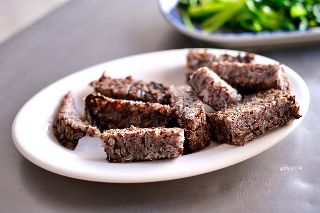 高雄鹽埕︱鴨肉本 二老闆の店 ．在地人推薦老店，油油亮亮鴨肉飯必需來一碗 @QQ的懶骨頭