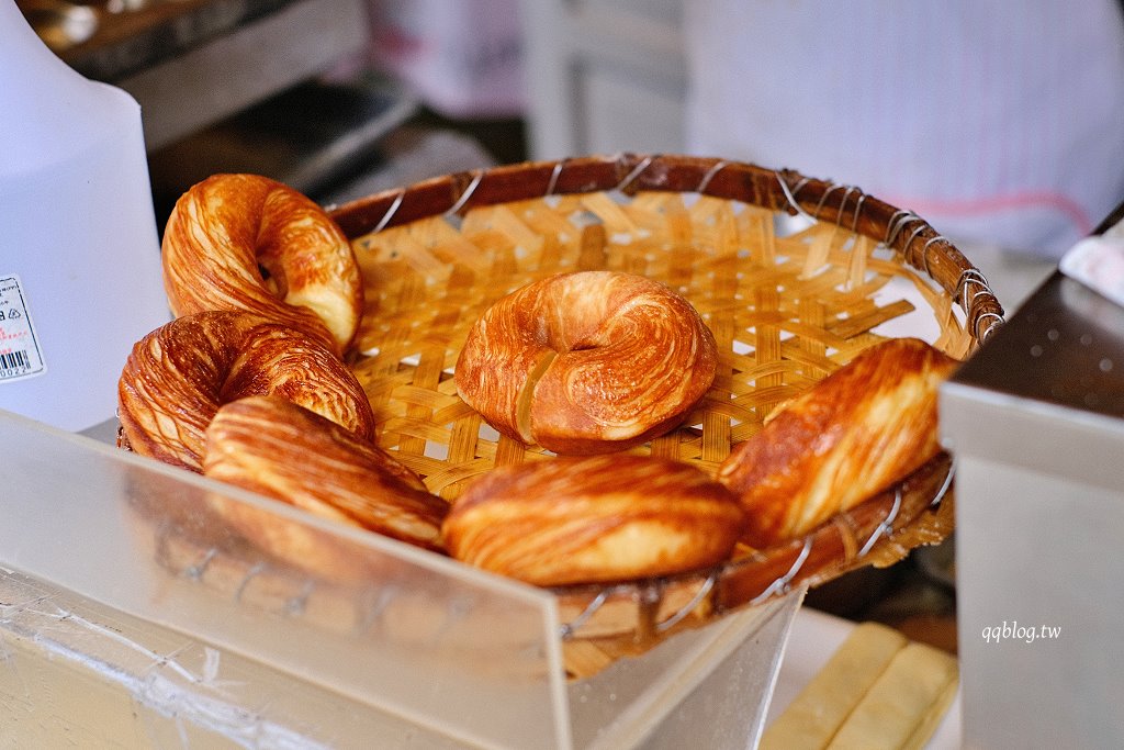 嘉義竹崎︱百年檜木甜甜圈.金黃酥脆口感好,一次買10個不嫌多,百年肖楠木、星空小屋旁 @QQ的懶骨頭 嘉義竹崎︱百年檜木甜甜圈.金黃酥脆口感好,一次買10個不嫌多,百年肖楠木、星空小屋旁 @QQ的懶骨頭