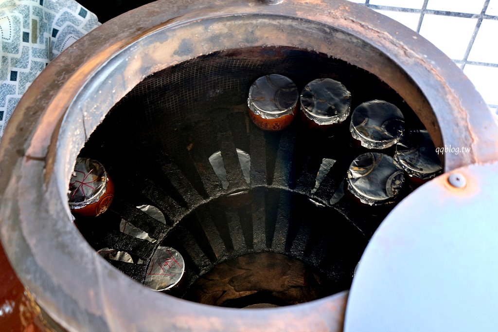 南投埔里︱本味瓦罐煨湯．以大甕炭火慢燉12小時小瓦罐煨湯，超過10種湯品選擇 @QQ的懶骨頭