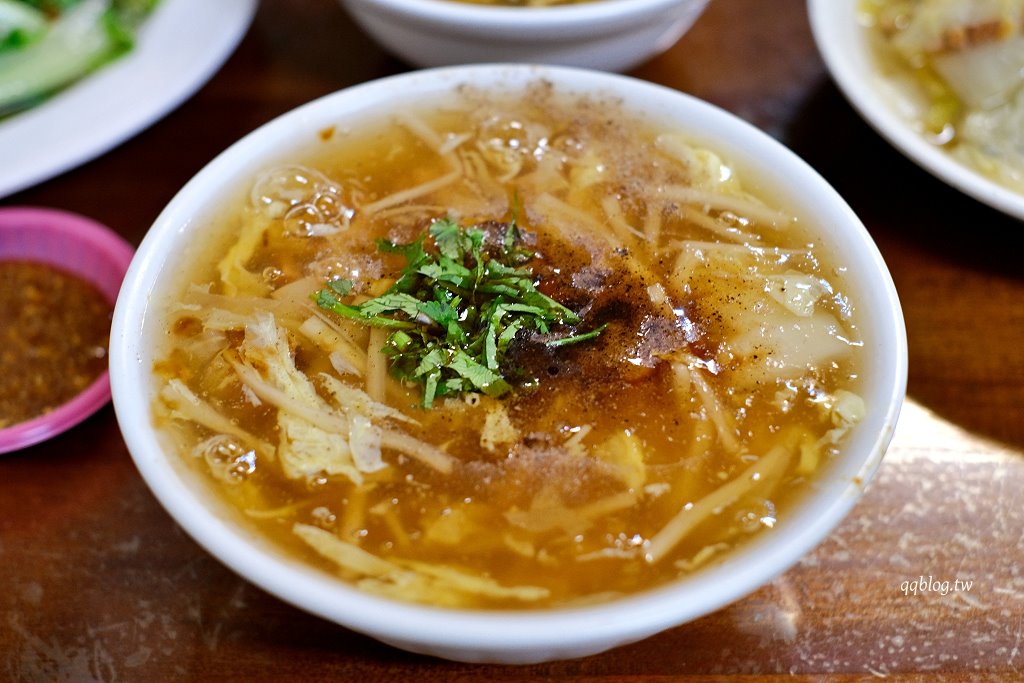 雲林斗六︱魷魚興魷魚嘴羹．媽祖廟旁營業超過70年老店 @QQ的懶骨頭