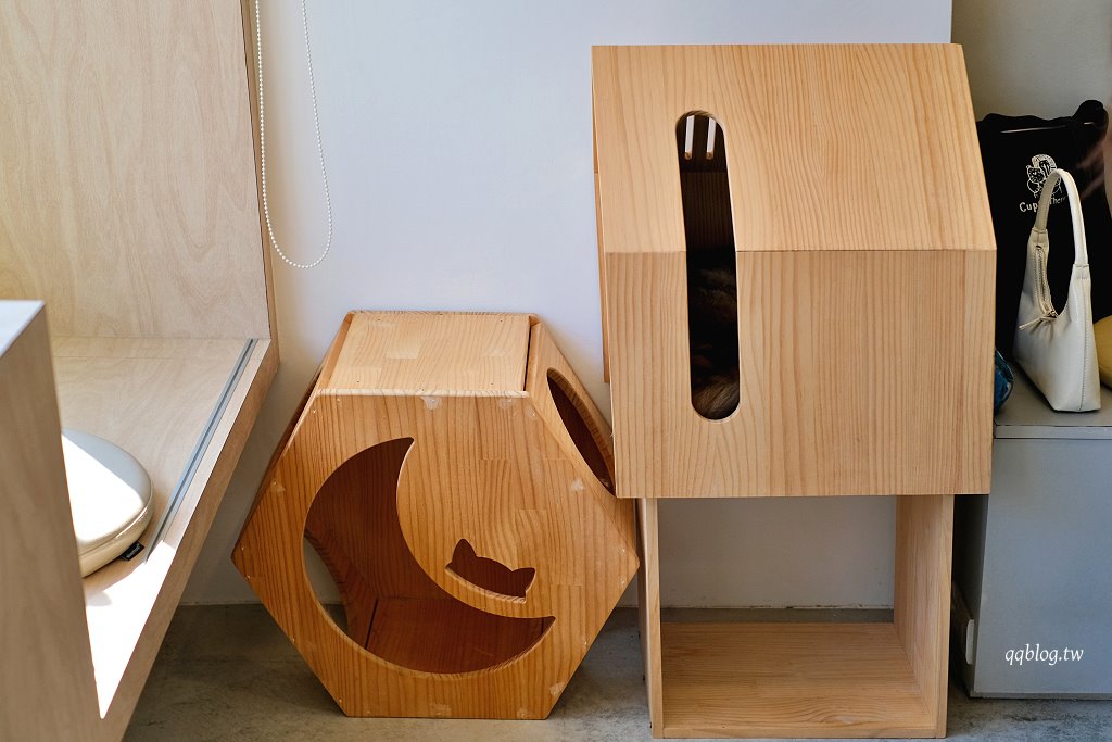 嘉義東區|洛澄-茶品店.可愛貓咪坐陪的咖啡館 @QQ的懶骨頭 嘉義東區|洛澄-茶品店.可愛貓咪坐陪的咖啡館 @QQ的懶骨頭