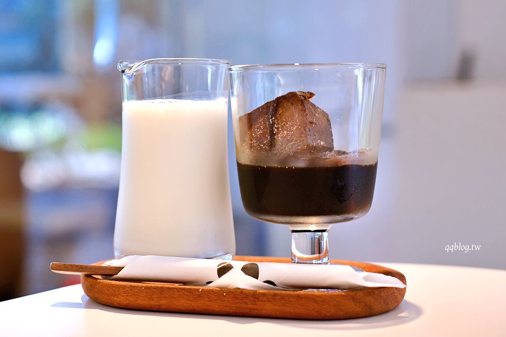 嘉義東區|洛澄-茶品店.可愛貓咪坐陪的咖啡館 @QQ的懶骨頭 嘉義東區|洛澄-茶品店.可愛貓咪坐陪的咖啡館 @QQ的懶骨頭