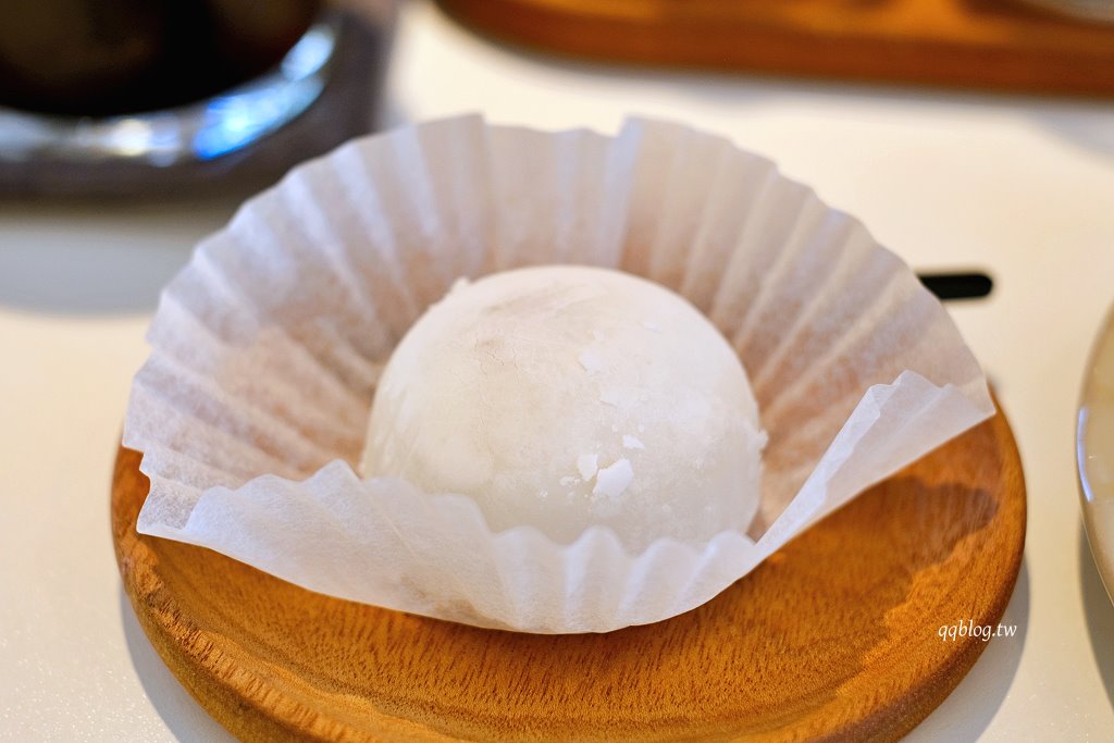 嘉義東區｜洛澄-茶品店．可愛貓咪坐陪的咖啡館 @QQ的懶骨頭