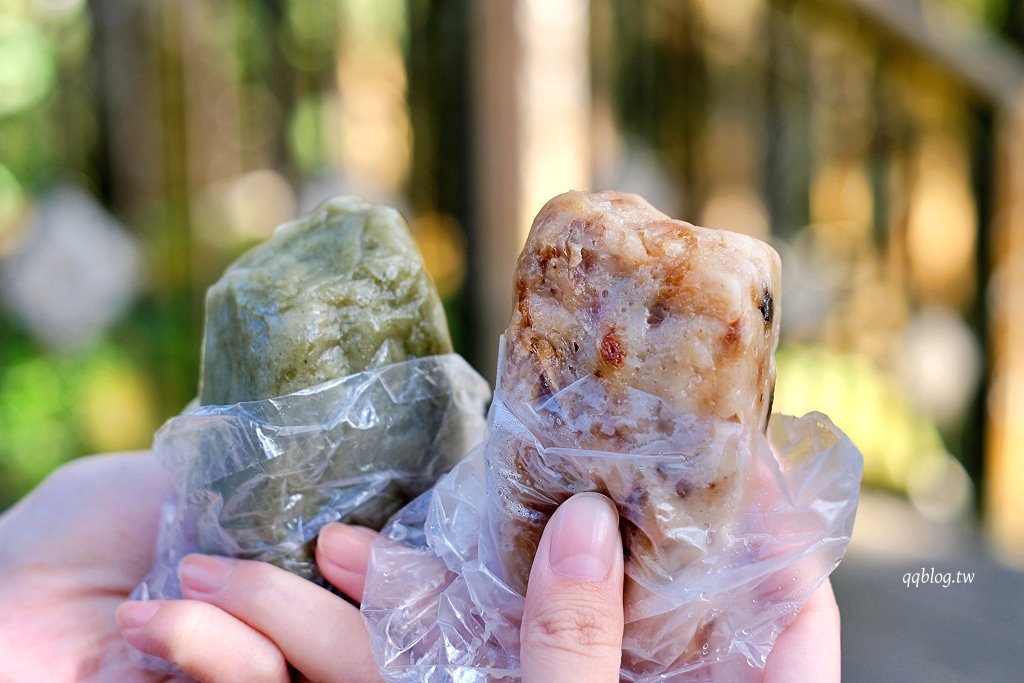 嘉義竹崎︱奮起湖街仔尾阿嬤草仔粿．奮起湖裡的人氣美食小吃，想吃除了碰運氣還要有耐心 @QQ的懶骨頭