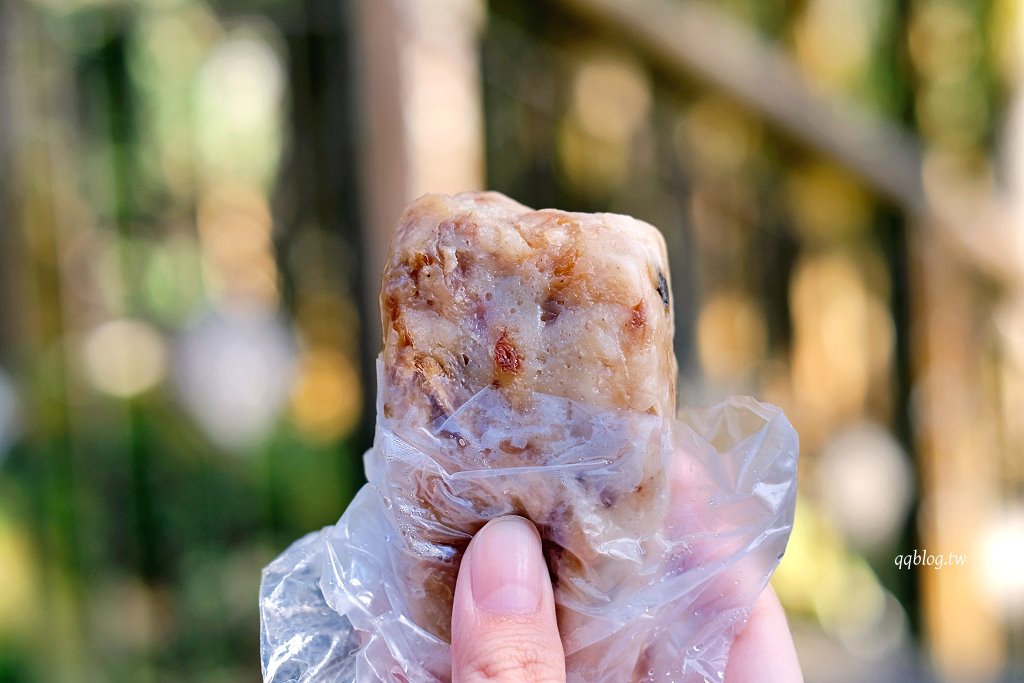 嘉義竹崎︱奮起湖街仔尾阿嬤草仔粿．奮起湖裡的人氣美食小吃，想吃除了碰運氣還要有耐心 @QQ的懶骨頭