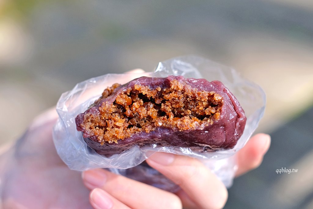 嘉義竹崎︱奮起湖街仔尾阿嬤草仔粿．奮起湖裡的人氣美食小吃，想吃除了碰運氣還要有耐心 @QQ的懶骨頭