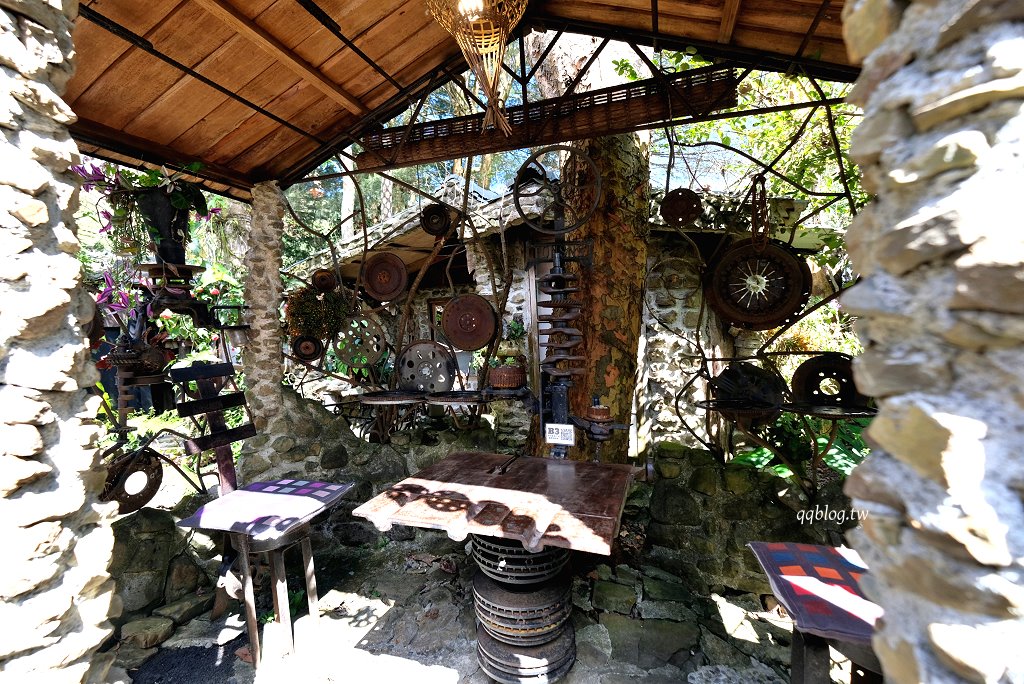 嘉義阿里山︱阿將的家23咖啡館．老闆夫妻一磚一瓦親手打造的石頭屋咖啡館 @QQ的懶骨頭