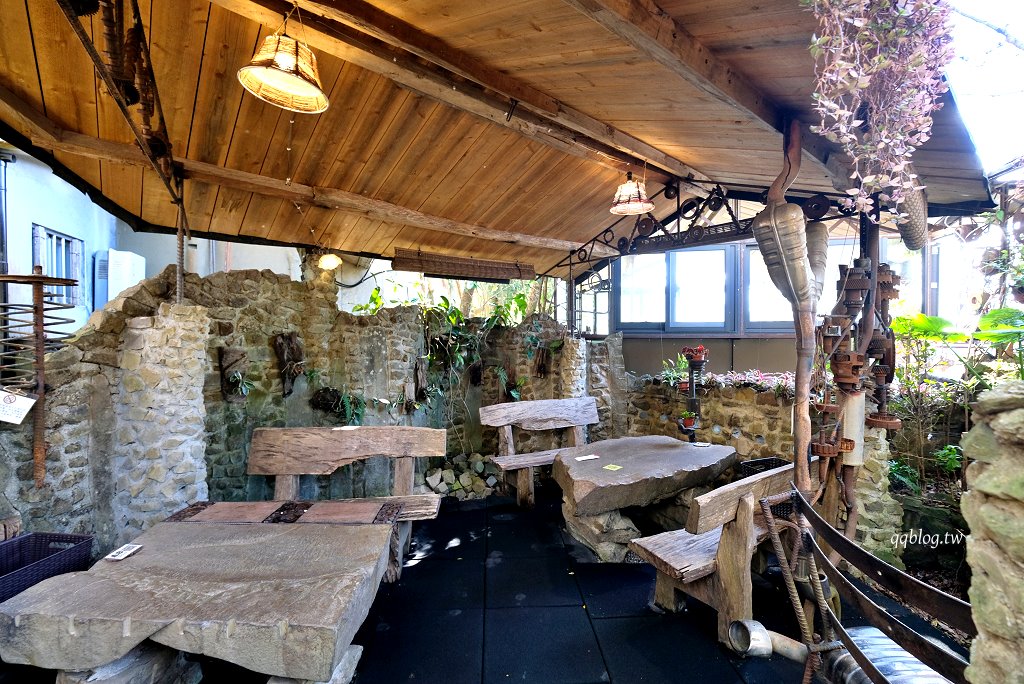 嘉義阿里山︱阿將的家23咖啡館．老闆夫妻一磚一瓦親手打造的石頭屋咖啡館 @QQ的懶骨頭