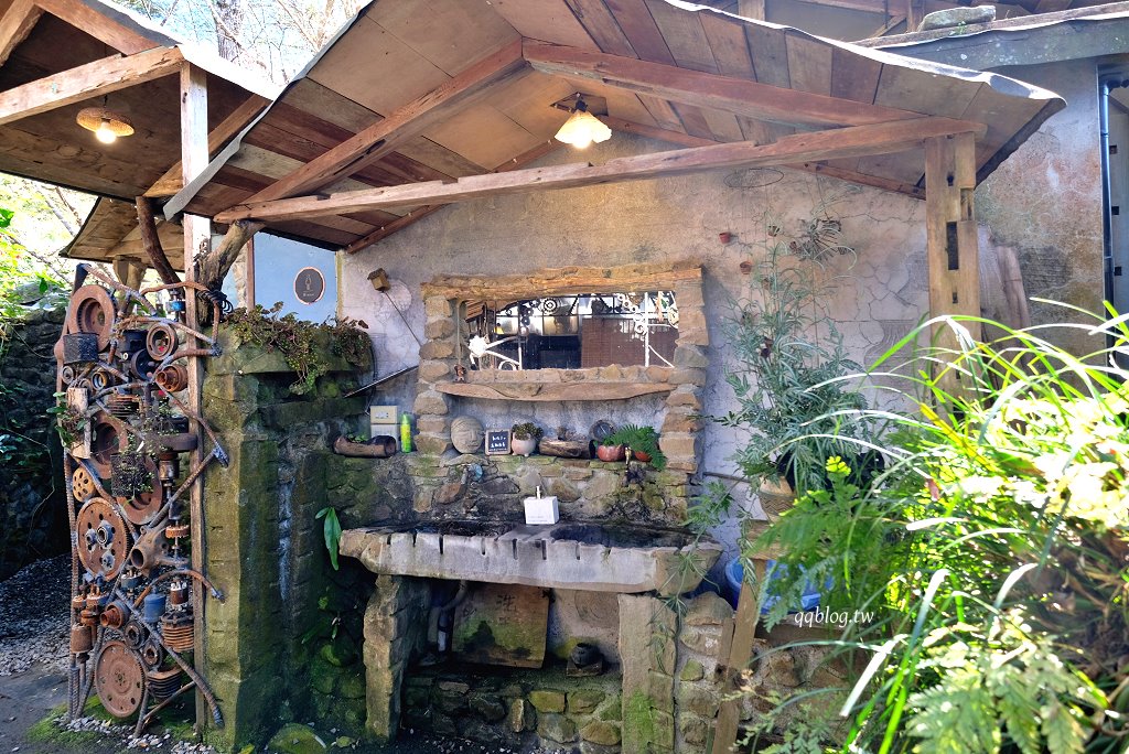 嘉義阿里山︱阿將的家23咖啡館．老闆夫妻一磚一瓦親手打造的石頭屋咖啡館 @QQ的懶骨頭