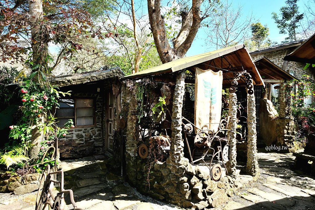 嘉義阿里山︱阿將的家23咖啡館．老闆夫妻一磚一瓦親手打造的石頭屋咖啡館 @QQ的懶骨頭