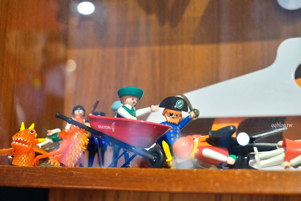 嘉義東區︱往前咖啡製作所 Forward Roasters．老建築新生命，荒廢鐵工廠改造的工業風咖啡館 @QQ的懶骨頭