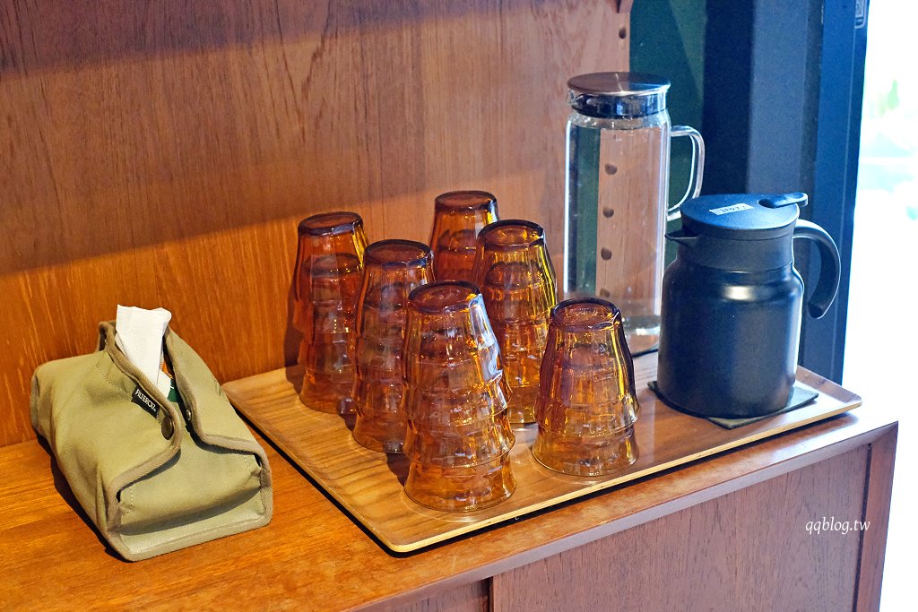 嘉義東區︱往前咖啡製作所 Forward Roasters．老建築新生命，荒廢鐵工廠改造的工業風咖啡館 @QQ的懶骨頭