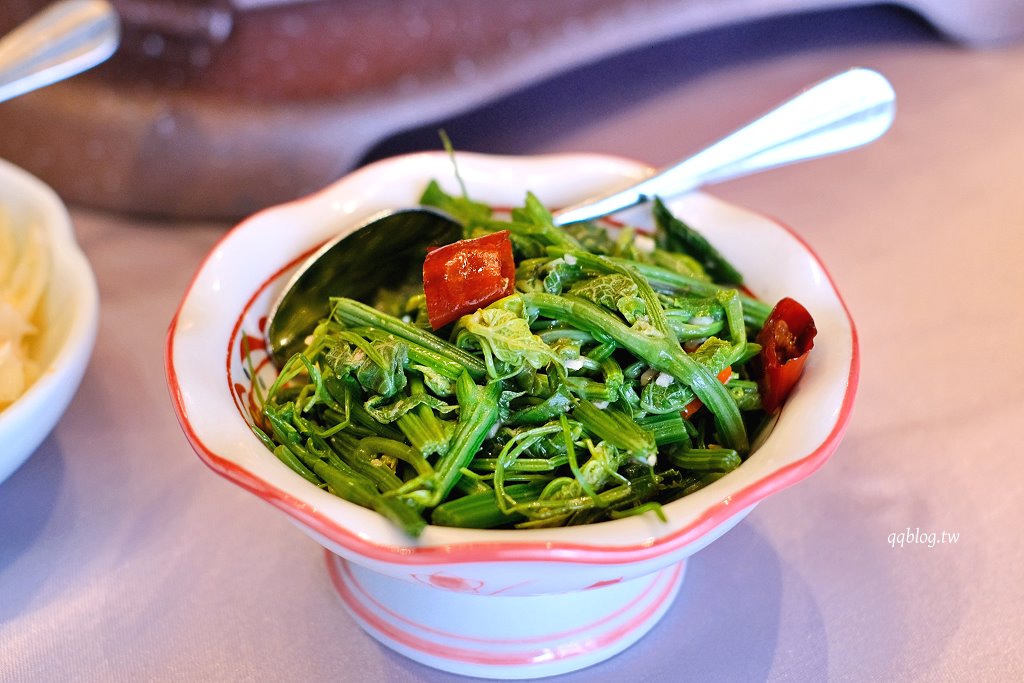 台中西屯︱頂粵吉品．台中頂級粵菜料理，耗資5億打造的婚宴會館，道道精彩 @QQ的懶骨頭