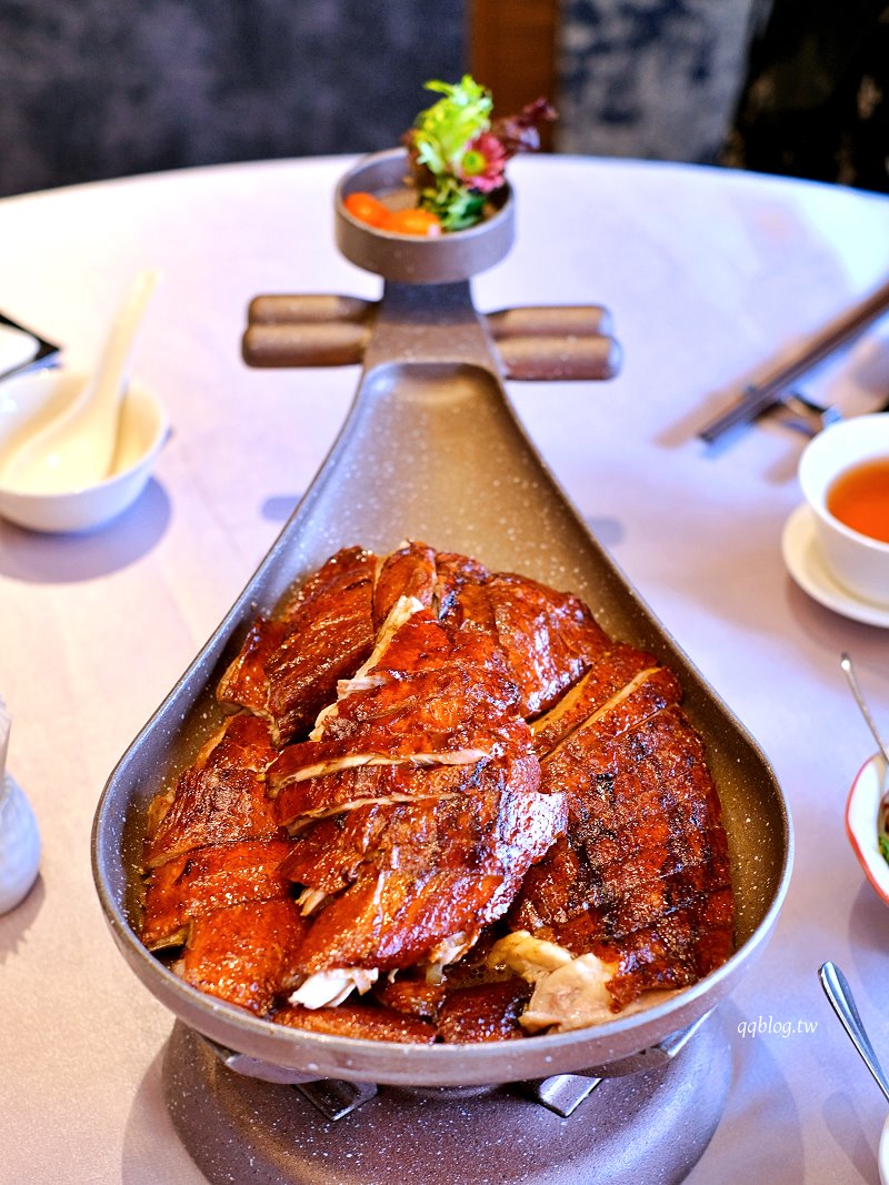 台中西屯︱頂粵吉品．台中頂級粵菜料理，耗資5億打造的婚宴會館，道道精彩 @QQ的懶骨頭