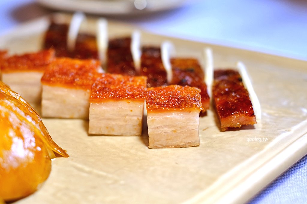 台中西屯︱頂粵吉品．台中頂級粵菜料理，耗資5億打造的婚宴會館，道道精彩 @QQ的懶骨頭