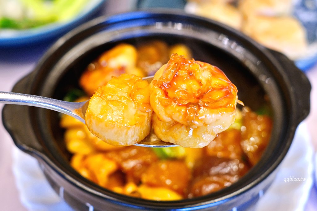 台中西屯︱頂粵吉品．台中頂級粵菜料理，耗資5億打造的婚宴會館，道道精彩 @QQ的懶骨頭