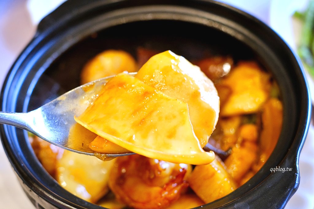 台中西屯︱頂粵吉品．台中頂級粵菜料理，耗資5億打造的婚宴會館，道道精彩 @QQ的懶骨頭