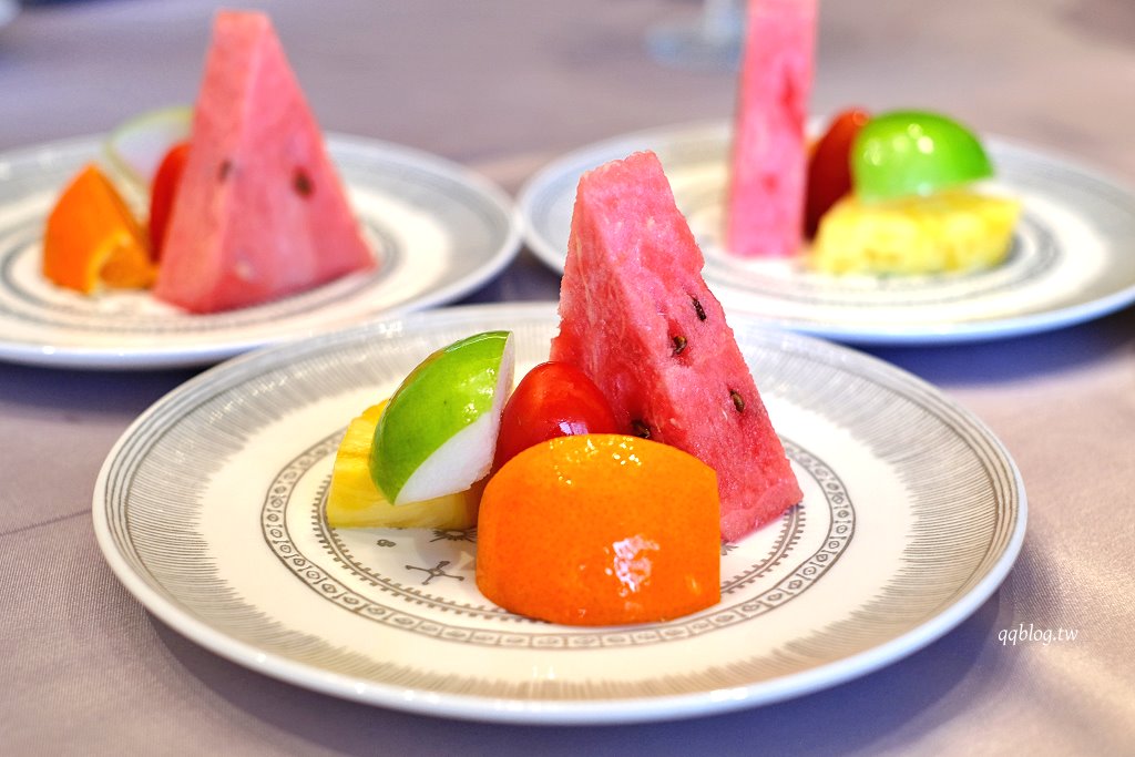 台中西屯︱頂粵吉品．台中頂級粵菜料理，耗資5億打造的婚宴會館，道道精彩 @QQ的懶骨頭