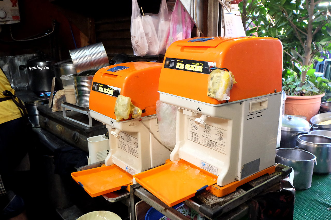 台南中西區︱冰鄉．台南超人氣冰品，季節限定草莓冰大口滿足，晚來只能等明年了 @QQ的懶骨頭