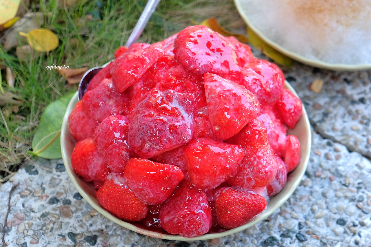 台南中西區︱冰鄉．台南超人氣冰品，季節限定草莓冰大口滿足，晚來只能等明年了 @QQ的懶骨頭