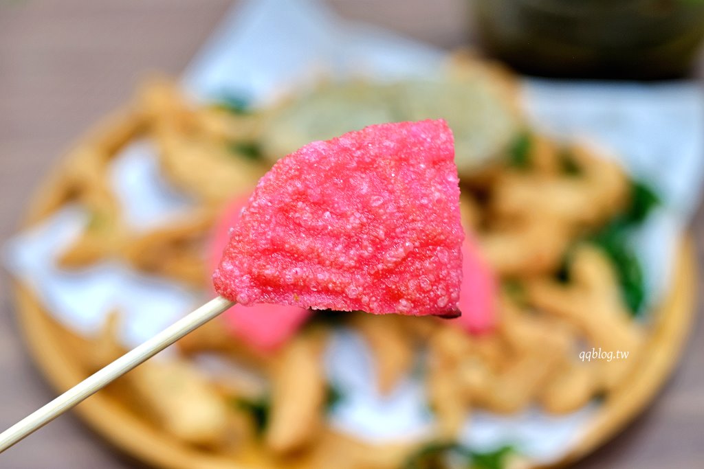 台中北屯︱炸滋滋 ZiZi．巔覆傳統的清新風格鹹酥雞店，食材多達4、50種，近台中洲際棒球場 @QQ的懶骨頭