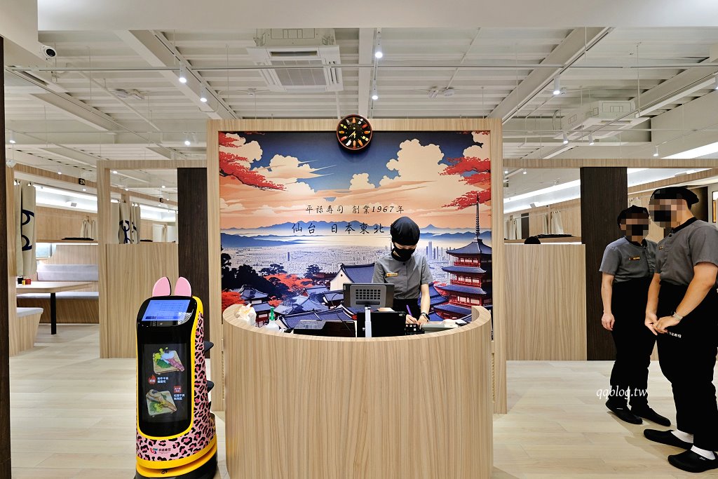 台中南屯︱平祿壽司 台中永順店．迴轉壽司第三家分店，限定口味只有這裡吃得到 @QQ的懶骨頭