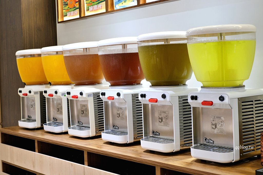 台中南屯︱平祿壽司 台中永順店．迴轉壽司第三家分店，限定口味只有這裡吃得到 @QQ的懶骨頭