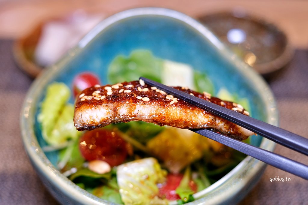 台中南屯︱櫻之舞割烹日本料理．台中低調美味的日本料理，板前坐位欣賞師傅好手藝 @QQ的懶骨頭