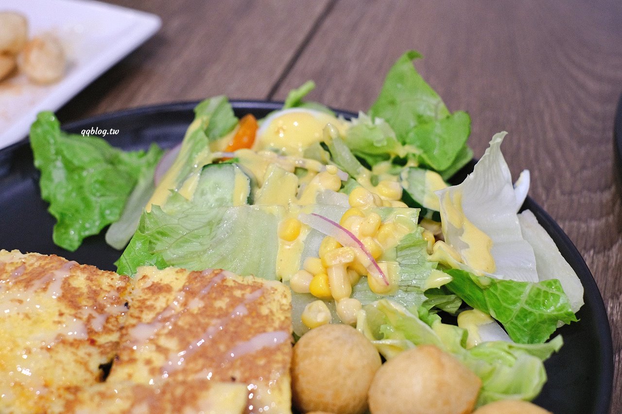 台中豐原︱木林森早午餐．充滿綠意的全天候早午餐，餐點選擇性多，口味也很好 @QQ的懶骨頭